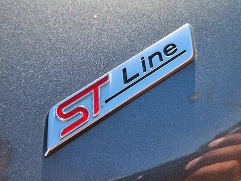 Used 2023 Ford Explorer ST-Line w/ Class IV Trailer Tow Package image 11