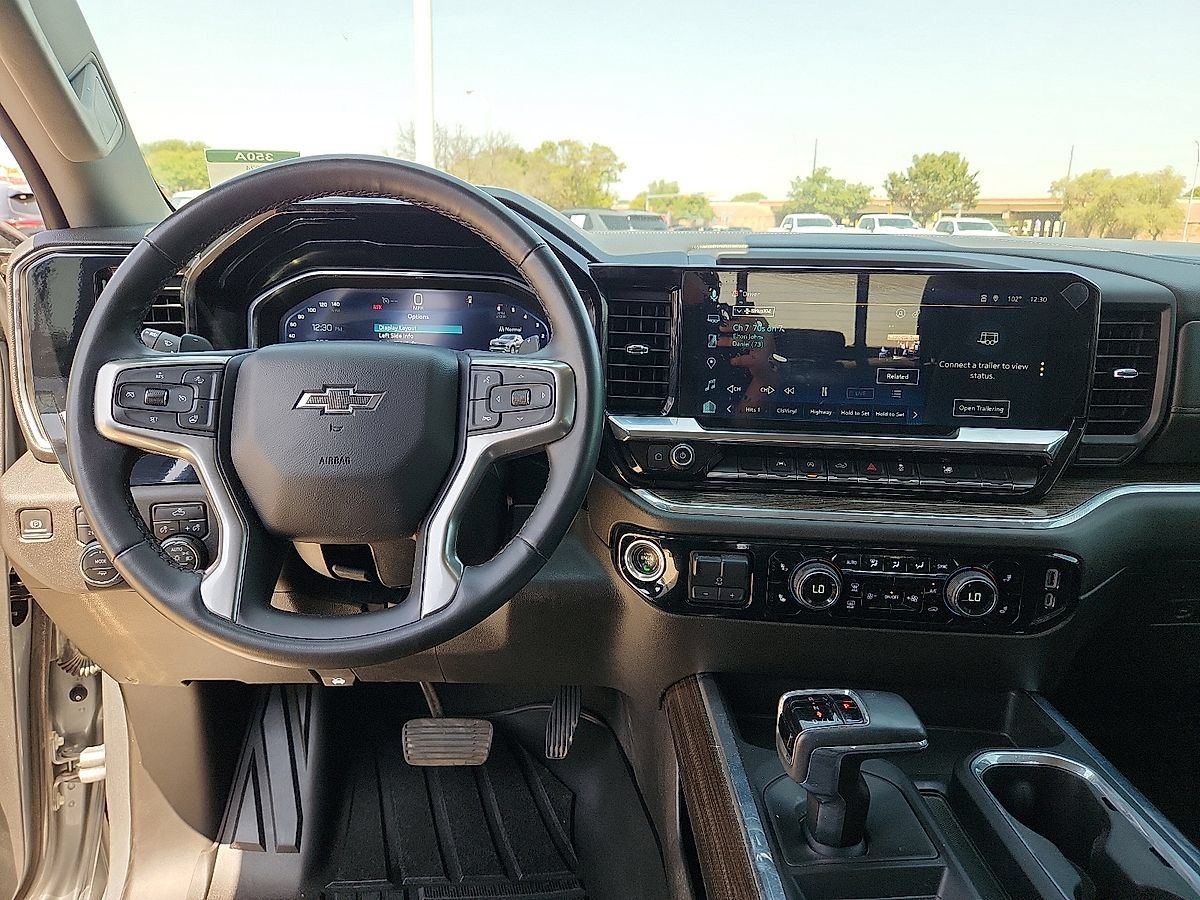 Used 2024 Chevrolet Silverado 1500 RST w/ Convenience Package II AWD/4WD image 6