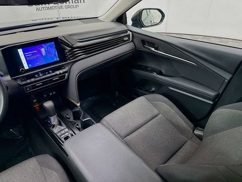 Used 2025 Toyota Camry LE image 22