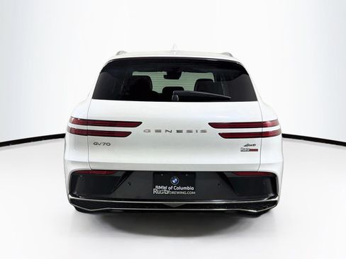 Used 2026 Genesis GV70 2.5T AWD/4WD image 6