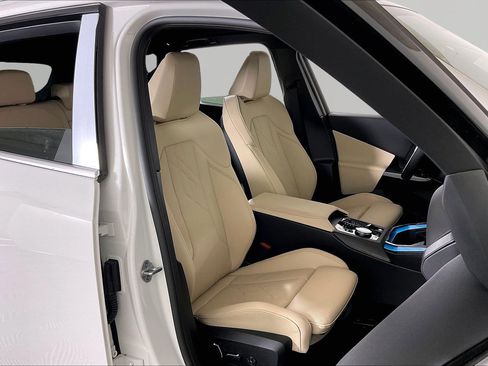 New 2026 BMW X3 xDrive30 AWD/4WD image 16