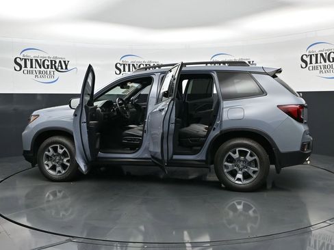 Used 2023 Honda Passport TrailSport image 28