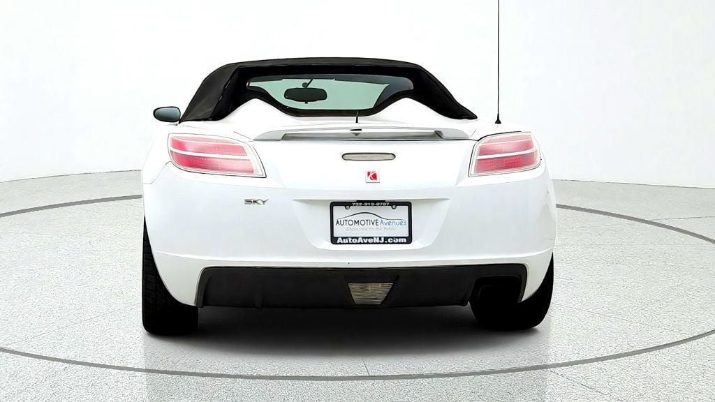 Used 2008 Saturn Sky w/ Premium Trim Package RWD image 6