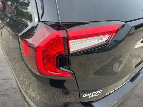 Used 2023 GMC Terrain SLE w/ Driver Convenience Package AWD/4WD image 21