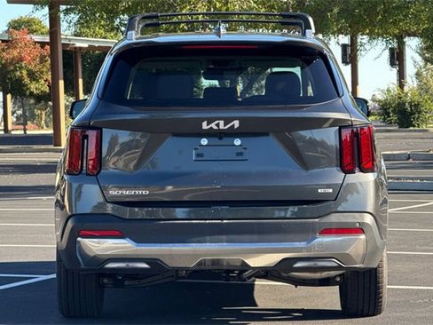 New 2026 Kia Sorento EX image 6