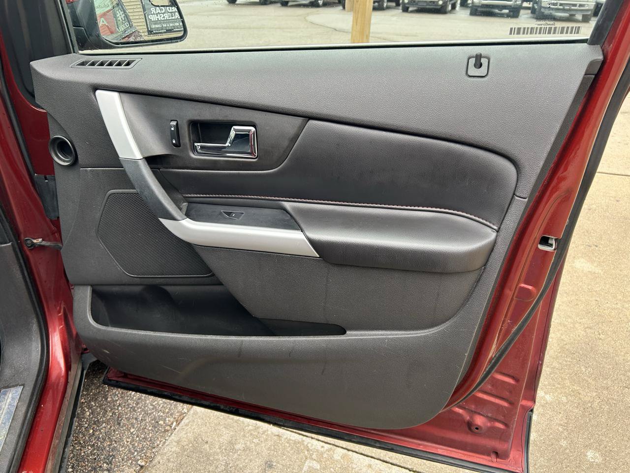 Used 2014 Ford Edge Limited FWD image 16