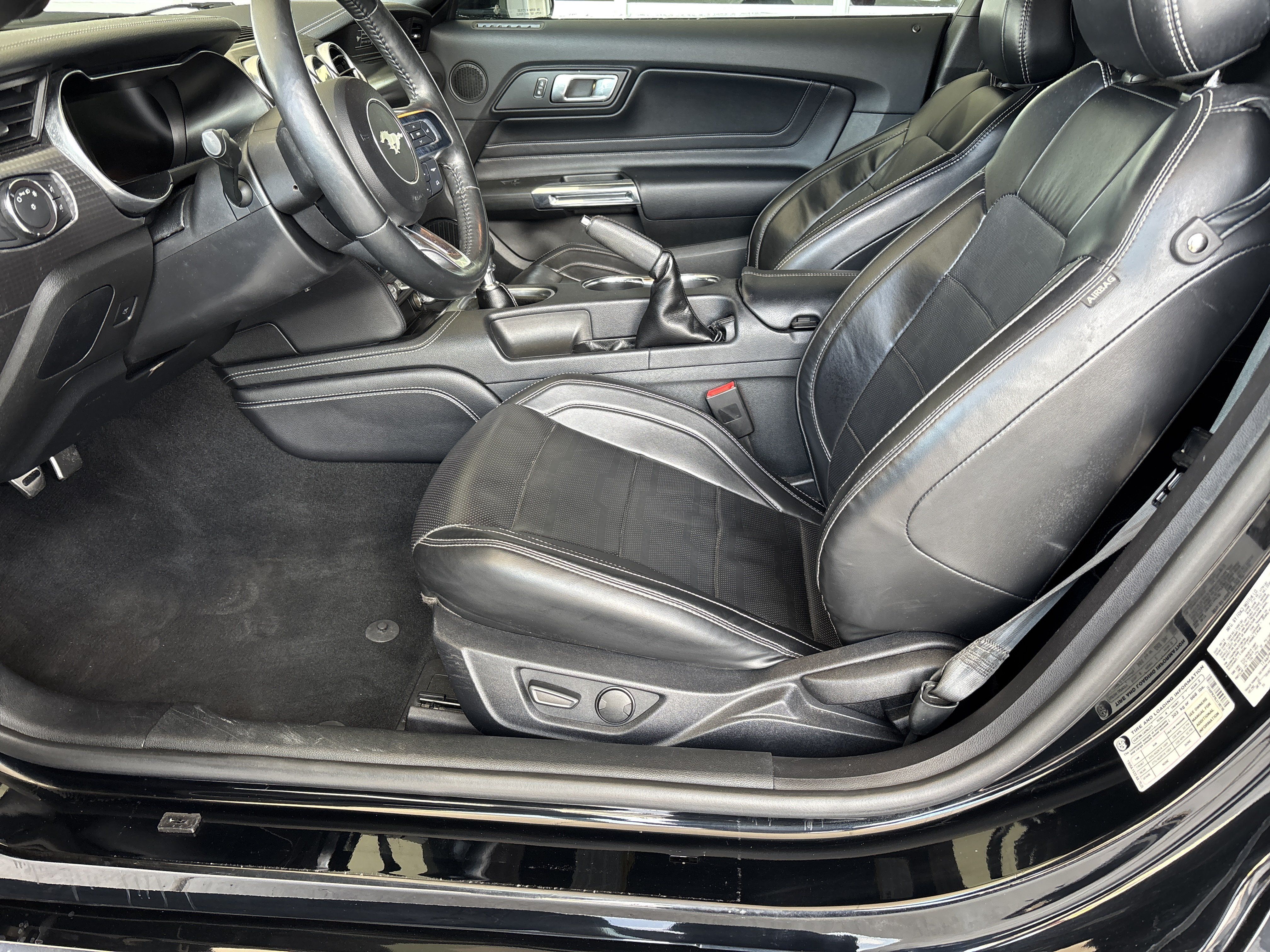 Used 2020 Ford Mustang GT Premium w/ GT Performance Package RWD image 9