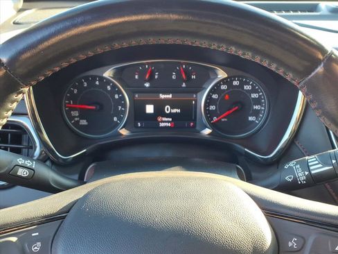 Used 2022 Chevrolet Equinox RS w/ RS Leather Package image 21