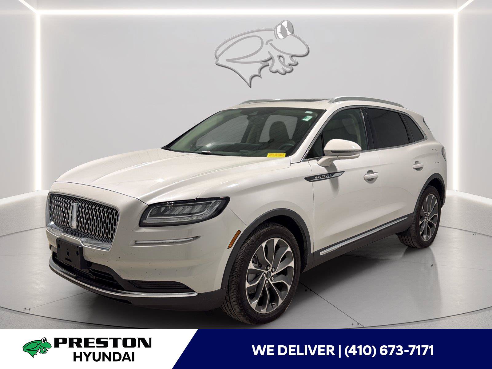 Used 2023 Lincoln Nautilus Reserve w/ Luxury Package AWD/4WD image 1