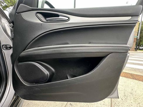 Used 2018 Alfa Romeo Stelvio Ti Sport AWD/4WD image 29