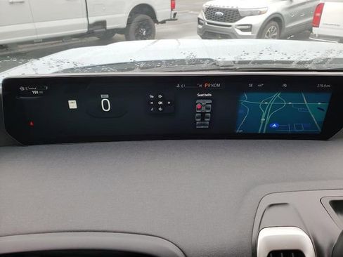 New 2025 Ford Expedition Active image 26