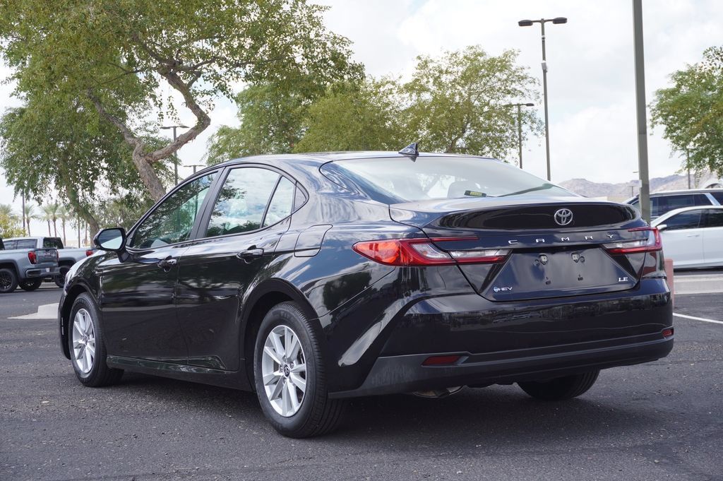 Used 2025 Toyota Camry LE FWD image 3