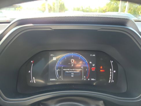 Used 2024 Toyota Grand Highlander XLE FWD image 24