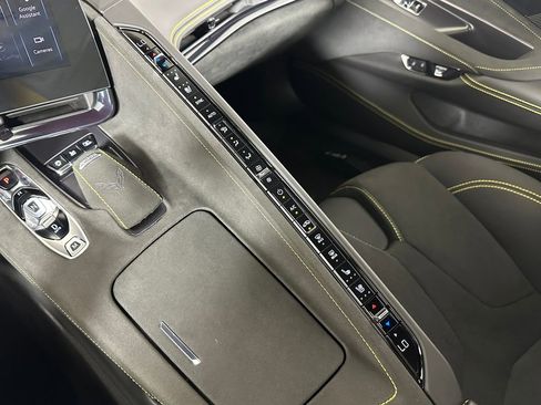 Used 2025 Chevrolet Corvette ZR1 w/ Stealth Interior Trim Package RWD image 30