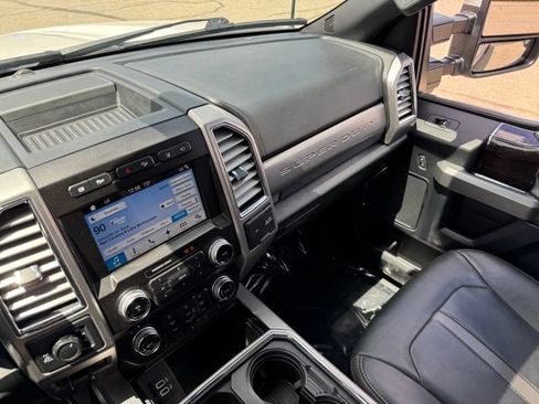 Certified 2017 Ford F350 Platinum w/ Platinum Ultimate Package AWD/4WD image 28