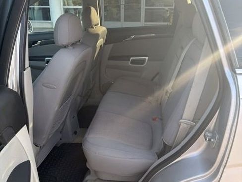 Used 2008 Saturn Vue XE image 6