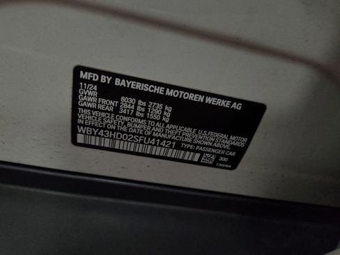 Used 2025 BMW i4 xDrive40i w/ Parking Assistance Package image 18