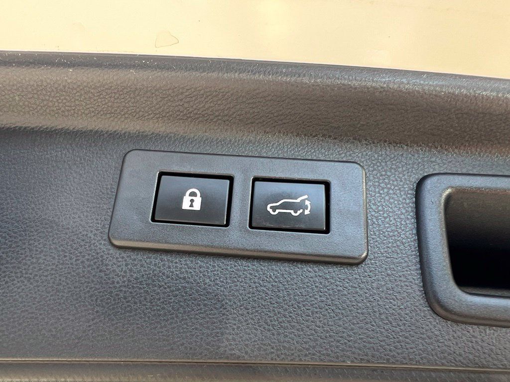 Used 2023 Subaru Forester Touring w/ Popular Package #2 AWD/4WD image 45