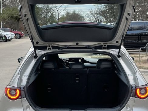 Used 2024 MAZDA MAZDA3 s image 24