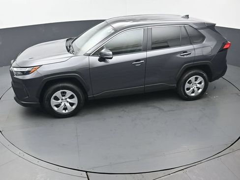 Certified 2025 Toyota RAV4 LE AWD/4WD image 37