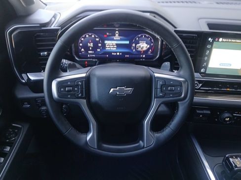 Used 2025 Chevrolet Silverado 1500 LT Trail Boss w/ Protection Package AWD/4WD image 21