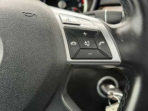 Used 2014 Mercedes-Benz GL 450 4MATIC image 28