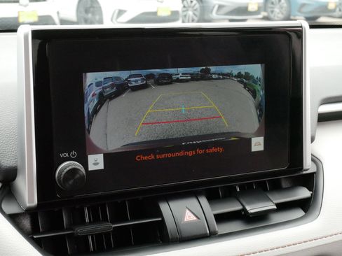 Used 2025 Toyota RAV4 XLE w/ Convenience Package AWD/4WD image 31