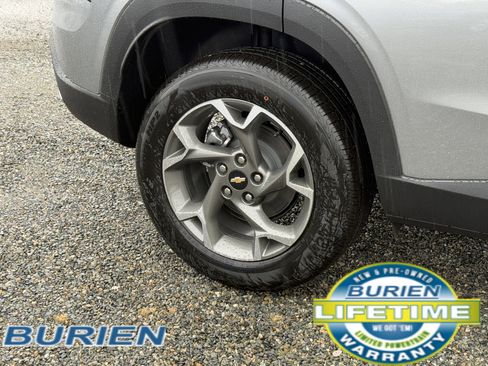 New 2026 Chevrolet Trax LT w/ Driver Confidence Package image 35