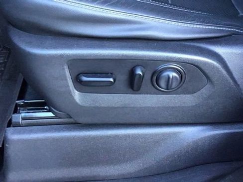 Used 2020 GMC Sierra 1500 SLT w/ SLT Premium Plus Package image 23