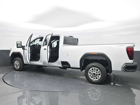 New 2026 GMC Sierra 2500 Pro w/ Convenience Package AWD/4WD image 42