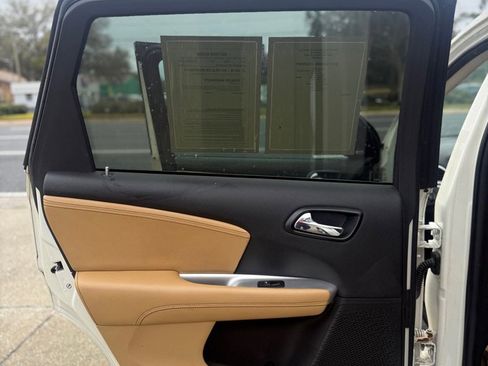 Used 2012 Dodge Journey Crew w/ Flexible Seating Group image 10