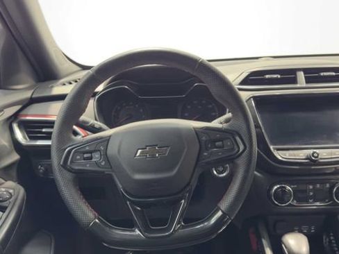 Used 2023 Chevrolet TrailBlazer RS w/ Convenience Package FWD image 19