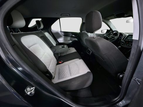 Used 2018 Chevrolet Equinox LS FWD image 27
