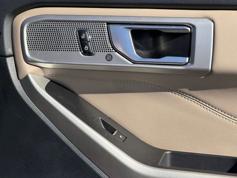 Certified 2023 Ford Explorer Limited image 22