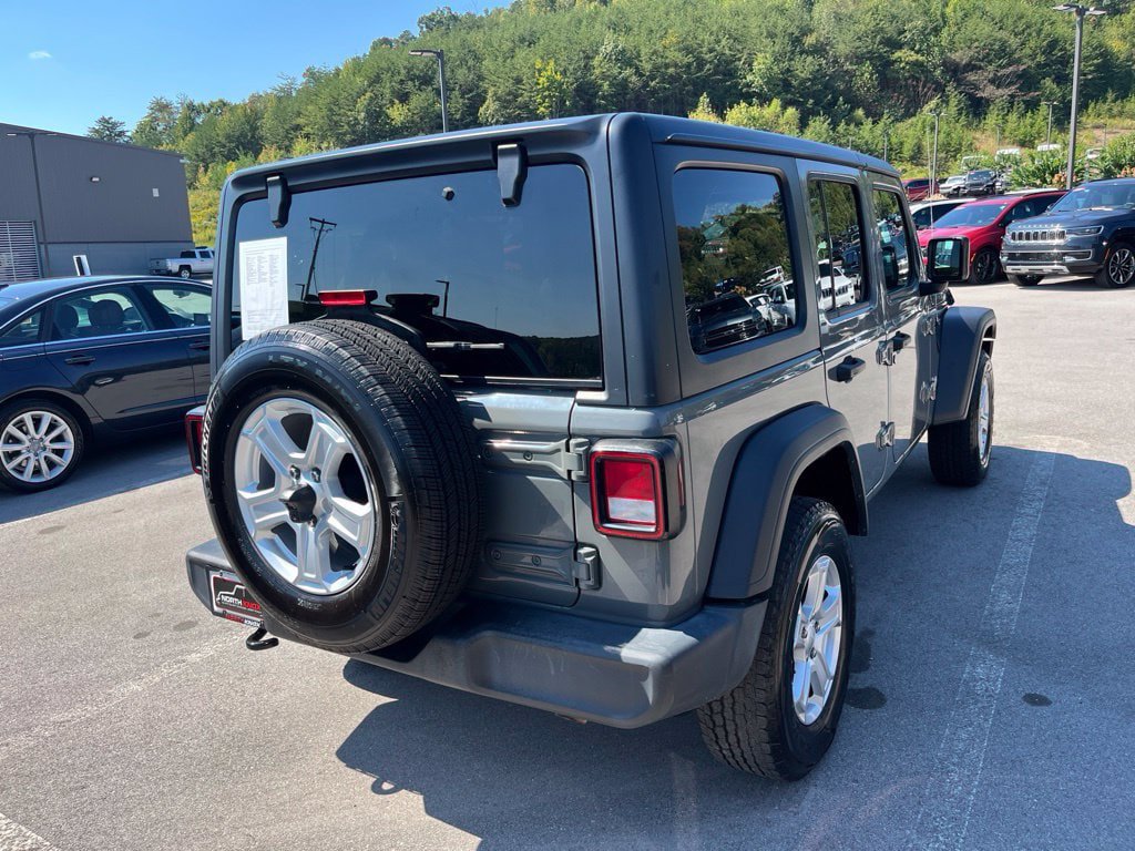 Used 2019 Jeep Wrangler Unlimited Sport S AWD/4WD image 3