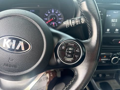 Used 2020 Kia Soul GT-Line w/ GT 2.0L Power Sunroof Package FWD image 39