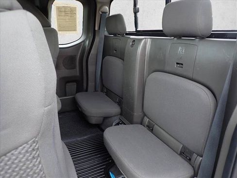 Used 2019 Nissan Frontier SV w/ Value Truck Package AWD/4WD image 8