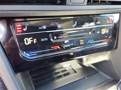 New 2026 Volkswagen Jetta SE image 14