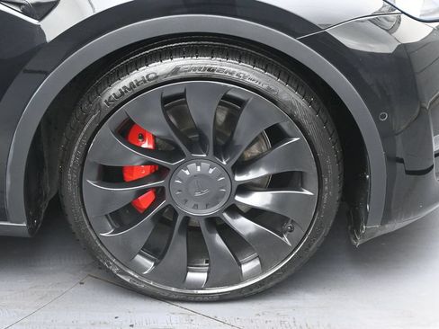 Used 2022 Tesla Model Y Performance AWD/4WD image 34
