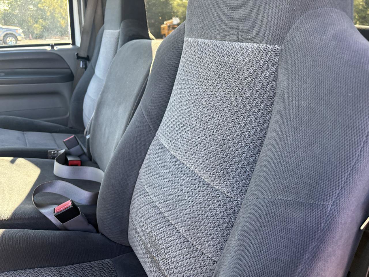 Used 2003 Ford F350 XLT AWD/4WD image 16