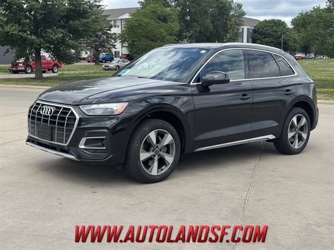 Used 2023 Audi Q5 2.0T Premium w/ Convenience Package AWD/4WD image 1