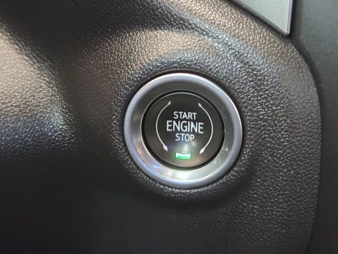 Used 2022 Chevrolet Silverado 1500 LT image 19