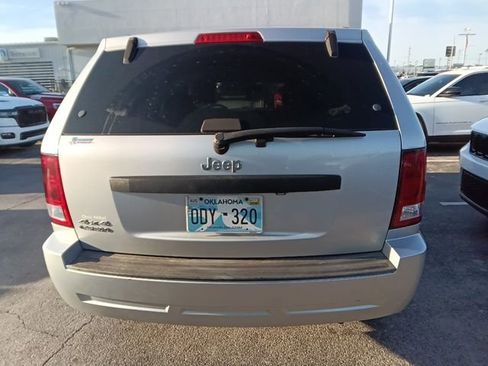 Used 2008 Jeep Grand Cherokee Laredo image 4
