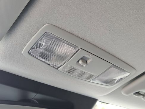 Used 2024 Mitsubishi Outlander Sport SE image 28