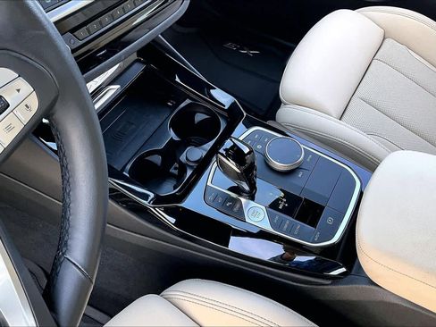 Certified 2024 BMW X3 sDrive30i w/ Premium Package image 16