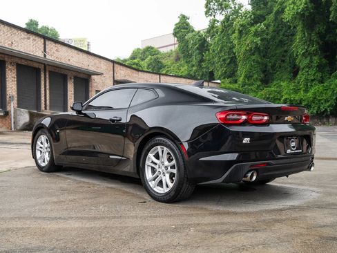 Used 2019 Chevrolet Camaro LS RWD image 6