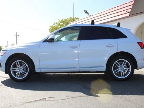 Used 2015 Audi Q5 2.0T Premium Plus w/ Technology Package AWD/4WD image 40