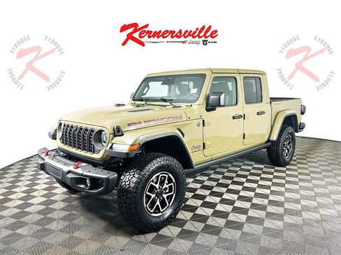 New 2026 Jeep Gladiator Rubicon image 3