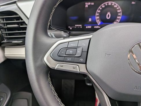 Certified 2025 Volkswagen Taos S AWD/4WD image 25