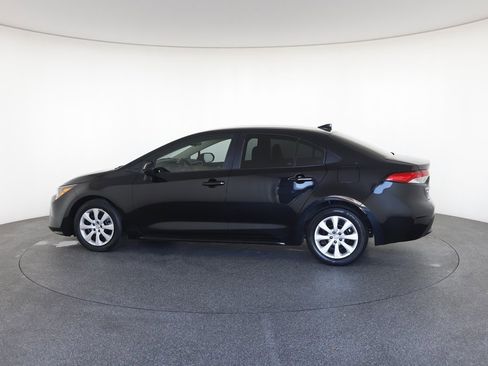 Used 2023 Toyota Corolla LE image 6